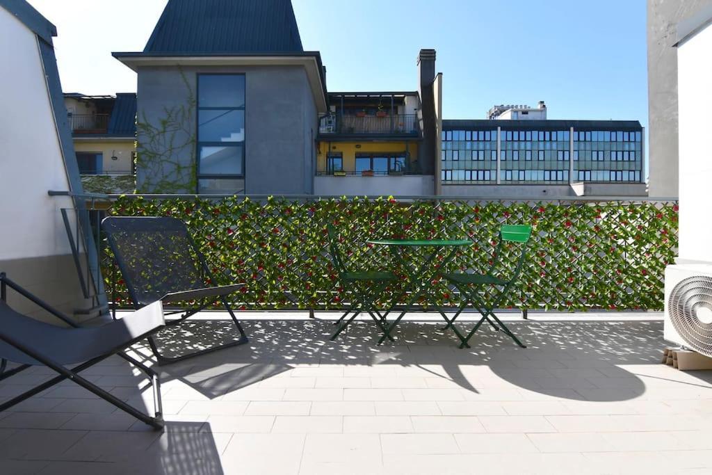 Apartamento Bocconi Fond Prada Ieo Spettacolare Attico Con Terrazzo Milán Exterior foto